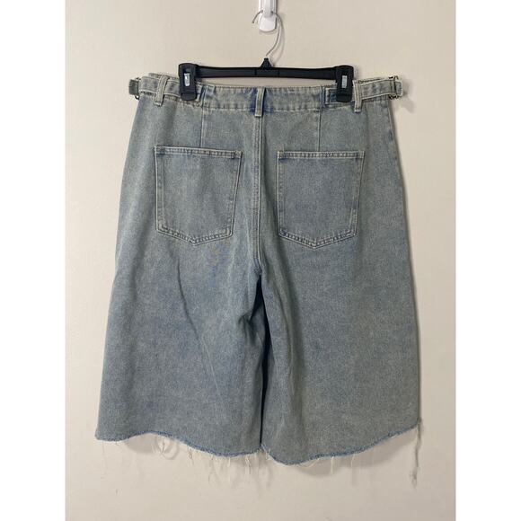 New Akira Women's COOL GIRL LIKE ME BERMUDA SHORT Size Large - Picture 4 of 4